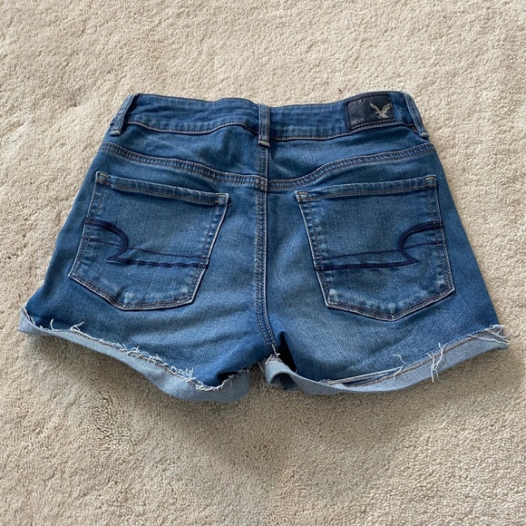 American Eagle High-Rise Super Stretch Shorts - Picture 2 of 4